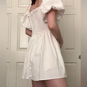 Women’s off the shoulder petal& pup white dress XL, puff sleeve top, never worn